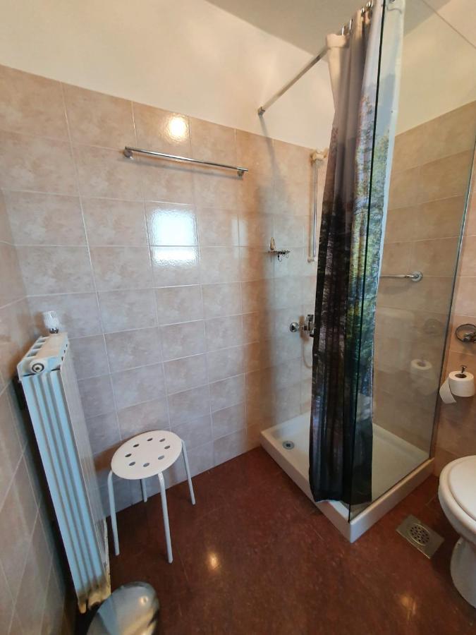 Apartment With Terace And Sea View Marica Krk Town Esterno foto